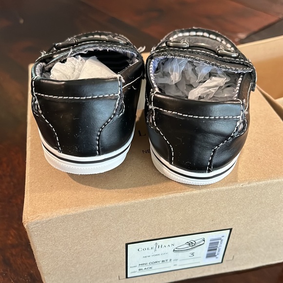 Cole Haan Baby shoes size 3 - Picture 4 of 6